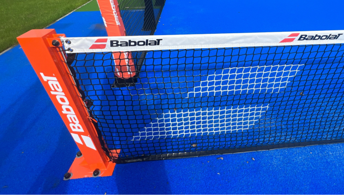 The bubble club babolat padel buiten en binnen